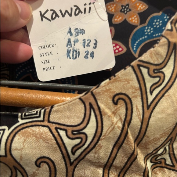 BATIK DRESS - Picture 3 of 4